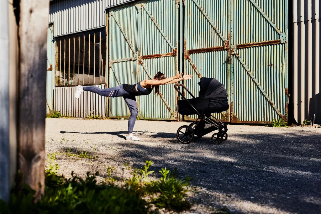 Kinderwagenworkout Uebung 4 Kopie